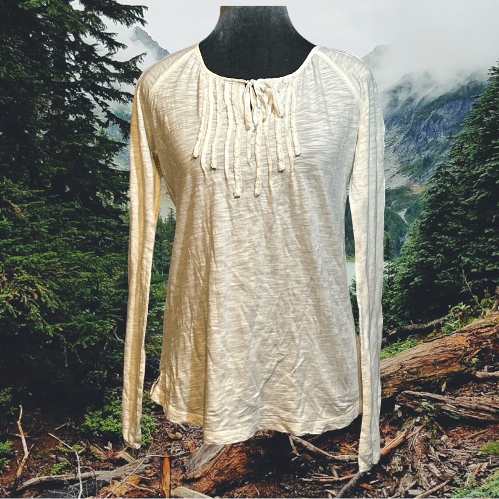 Eddie Bauer comfy casual long sleeve top with ruffle detail at neck
